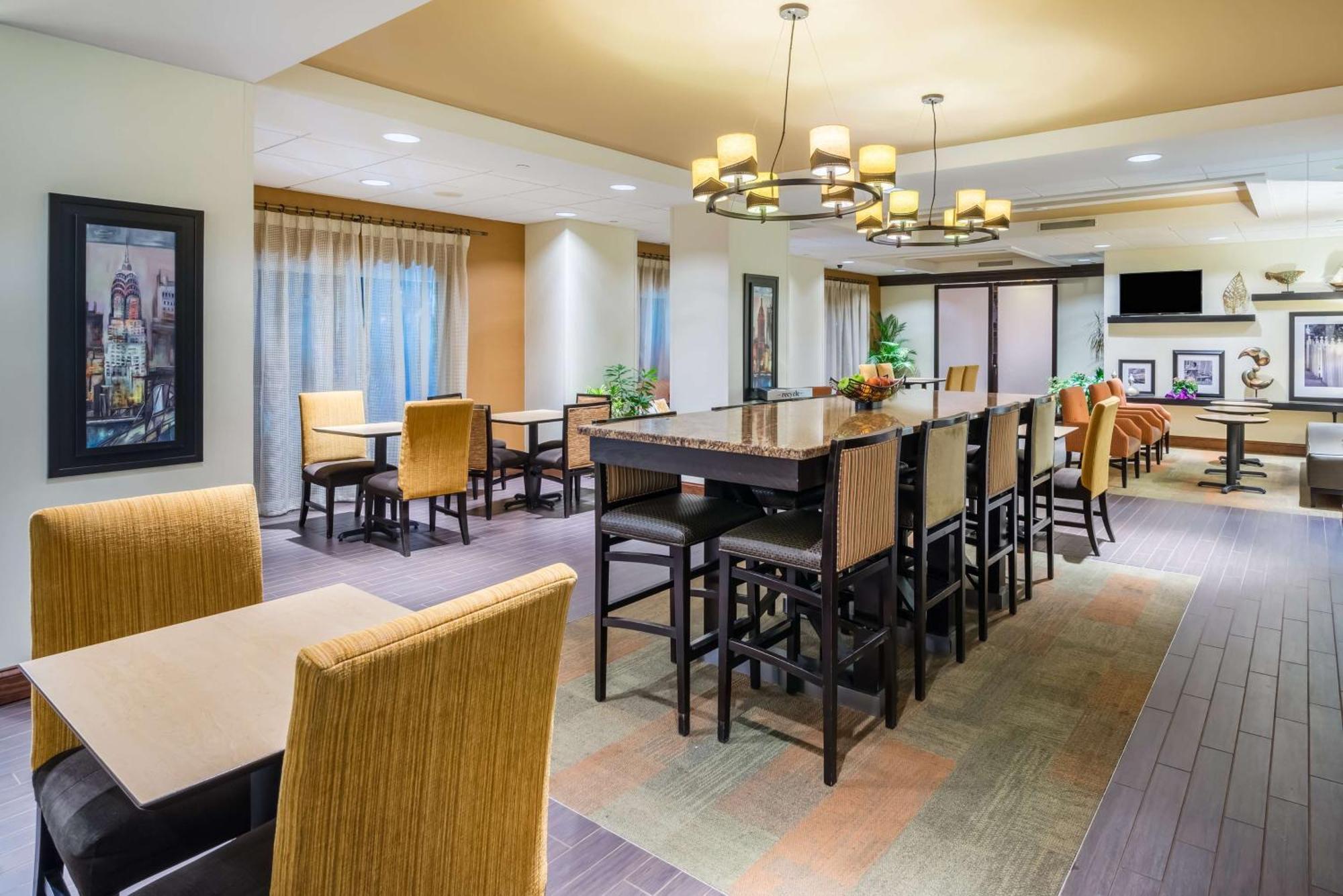Hampton Inn Clifton Park Bagian luar foto
