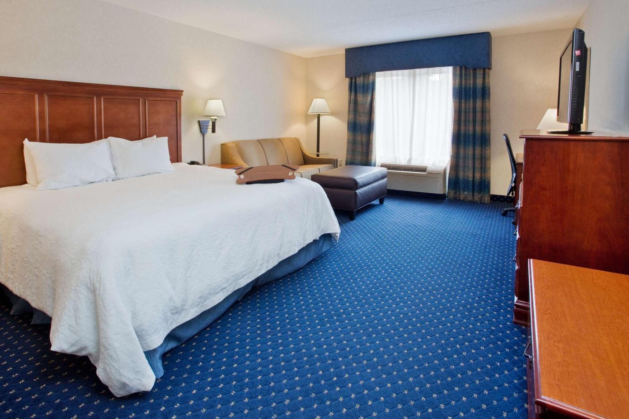 Hampton Inn Clifton Park Bagian luar foto