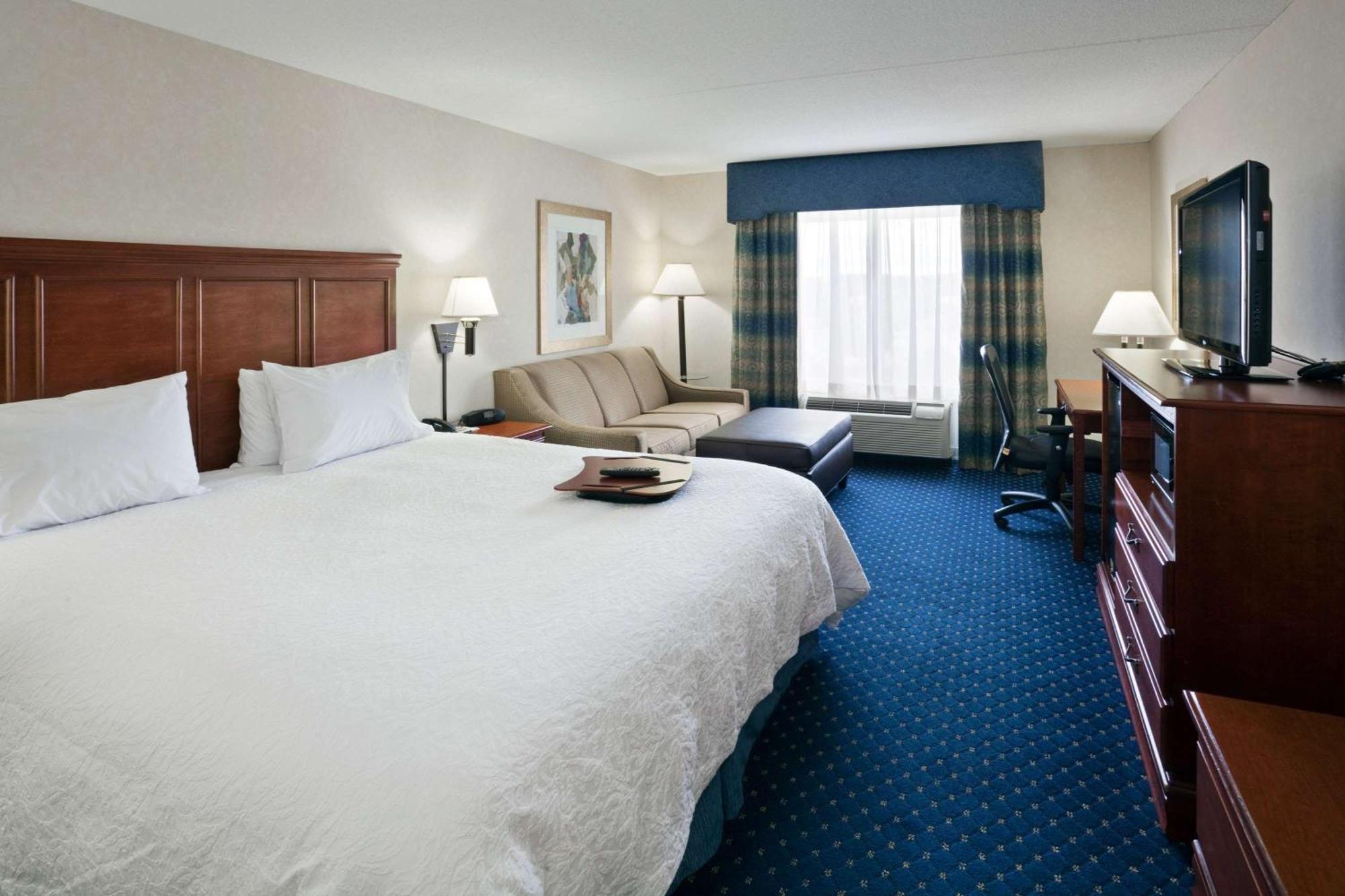 Hampton Inn Clifton Park Bagian luar foto